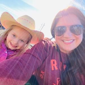 Meet your Posher, Stephanie